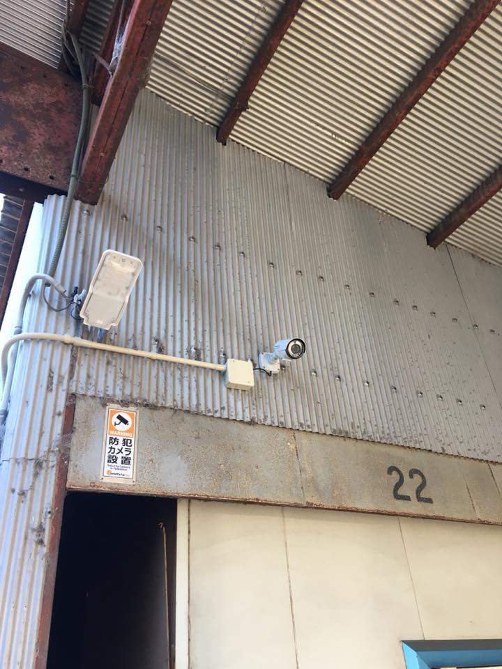 【事例②】和歌山県田辺市 倉庫の防犯カメラ設置事例